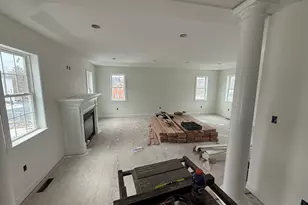 2 Clover Glen Cir, Shrewsbury, MA 01545 - Photo 9