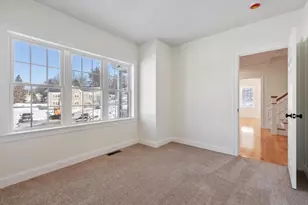 2 Clover Glen Cir, Shrewsbury, MA 01545 - Photo 13