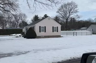 35 Loring Ln, Westfield, MA 01085 - Photo 3