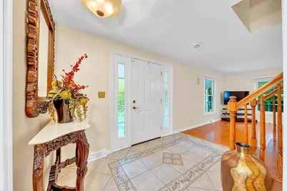 14 Claire Ave, Mansfield, MA 02048 - Photo 5