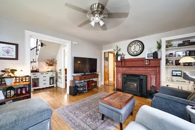 467 Brock Ave, New Bedford, MA 02744 - Photo 9