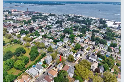 467 Brock Ave, New Bedford, MA 02744 - Photo 41