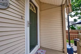 467 Brock Ave, New Bedford, MA 02744 - Photo 29