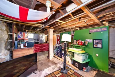 467 Brock Ave, New Bedford, MA 02744 - Photo 17