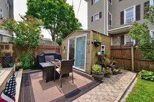 467 Brock Ave, New Bedford, MA 02744 - Photo 33