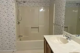 10 Castlegate Dr, Springfield, MA 01129 - Photo 13