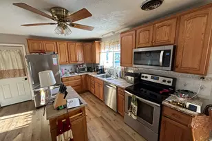 844 McKinstry Ave, Chicopee, MA 01020 - Photo 3