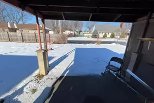 844 McKinstry Ave, Chicopee, MA 01020 - Photo 15