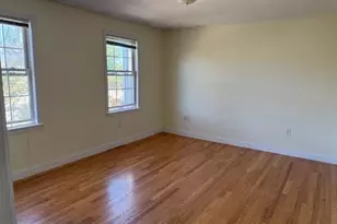 30 Russell St, Waltham, MA 02453 - Photo 11