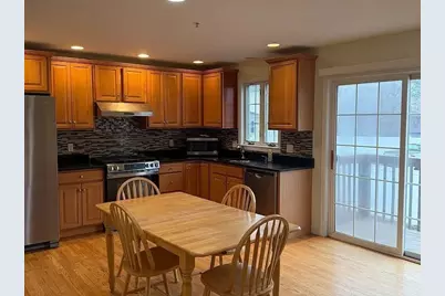 30 Russell St #5, Waltham, MA 02453 - Photo 7