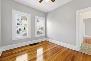 31 North Blvd, West Springfield, MA 01089 - Photo 11