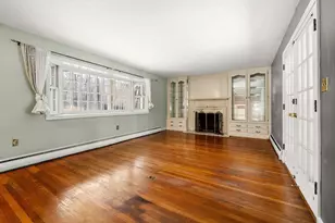 159 S Bradford St, North Andover, MA 01845 - Photo 39