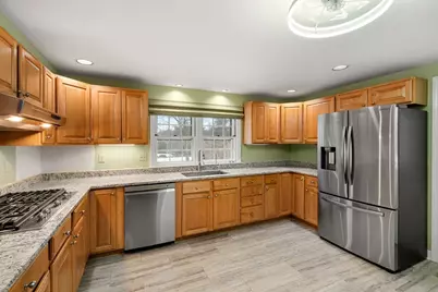 159 South Bradford St, North Andover, MA 01845 - Photo 9