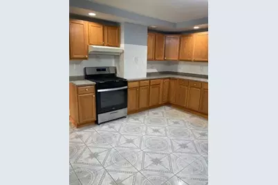 28 Lake St. #2, Somerville, MA 02141 - Photo 1