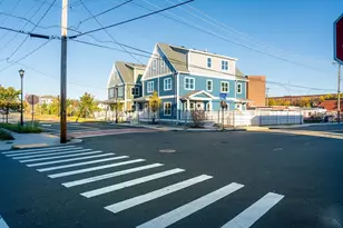 207 Clemente St, Holyoke, MA 01040 - Photo 17