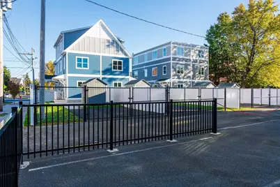 207 Clemente St., Holyoke, MA 01040 - Photo 15