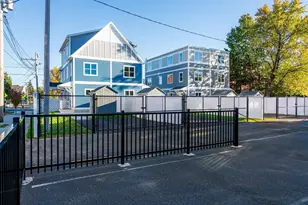 207 Clemente St, Holyoke, MA 01040 - Photo 15