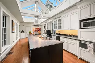 59 Mt Vernon St, Boston, MA 02108 - Photo 13