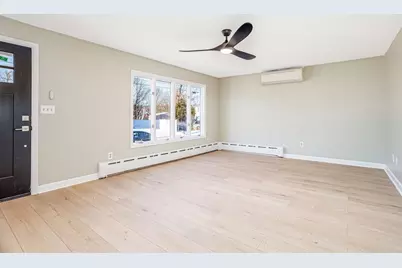 6 Boylston St, Fitchburg, MA 01420 - Photo 27