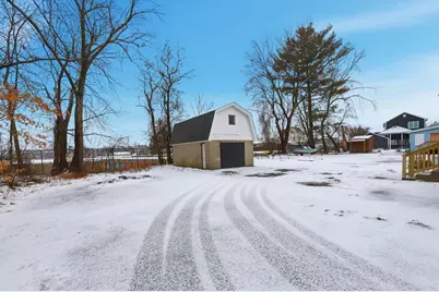 29 Lowell Ave, West Springfield, MA 01089 - Photo 31