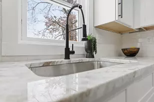 29 Lowell Ave, West Springfield, MA 01089 - Photo 11