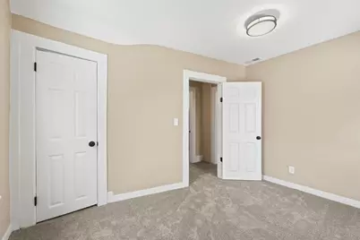 29 Lowell Ave, West Springfield, MA 01089 - Photo 25