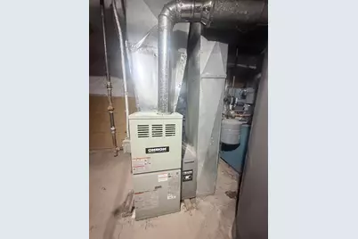 1852 S Main St, Fall River, MA 02724 - Photo 21