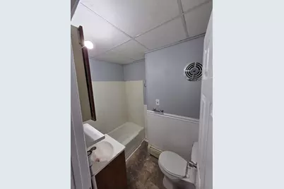 1852 S Main St, Fall River, MA 02724 - Photo 15