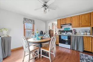 10 Old Thompson St, Middleborough, MA 02346 - Photo 3