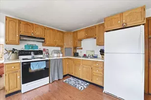 10 Old Thompson St, Middleborough, MA 02346 - Photo 5
