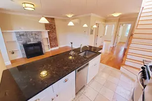 105 E Brookline St, Boston, MA 02118 - Photo 5