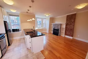 105 E Brookline St, Boston, MA 02118 - Photo 9