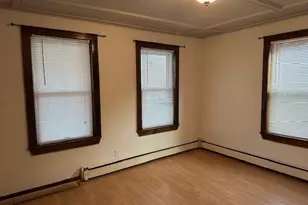 34 Perkins St, Gloucester, MA 01930 - Photo 3