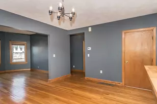 17 Cleveland Ave, Everett, MA 02149 - Photo 13