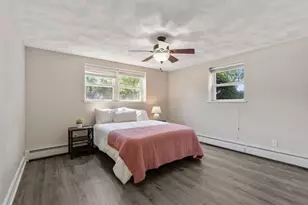 1105 Lexington St, Waltham, MA 02451 - Photo 5