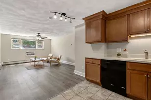 1105 Lexington St, Waltham, MA 02451 - Photo 3