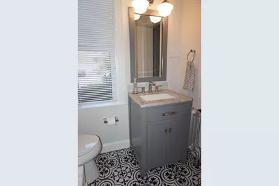 73 Elm Road #4, Newton, MA 02460 - Photo 9