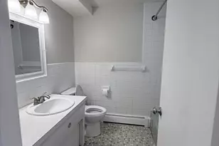 9 Hallmark Gdns, Burlington, MA 01803 - Photo 13