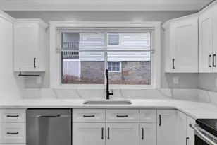 71 Pierce Ave, Boston, MA 02122 - Photo 7