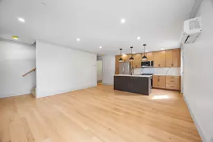 9 Swan St, Beverly, MA 01915 - Photo 3