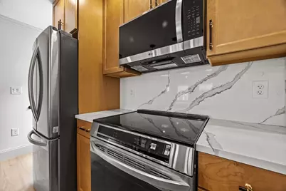 9 Swan St #2, Beverly, MA 01915 - Photo 7