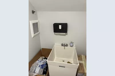 586 Pleasant #8, Watertown, MA 02472 - Photo 11