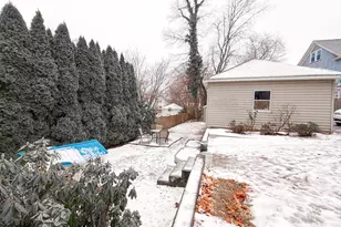 66 Riverview Ave, Waltham, MA 02453 - Photo 23