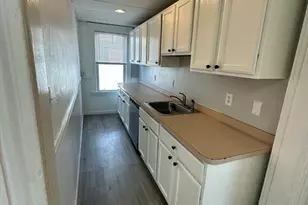 13 Marland Rd, Worcester, MA 01606 - Photo 9