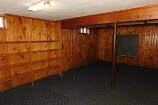 560 North St, Somerset, MA 02726 - Photo 15