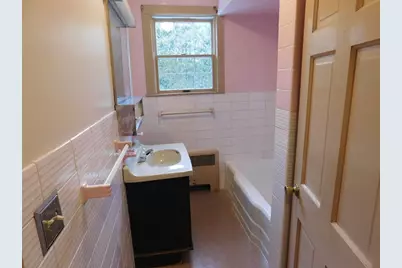 560 North St, Somerset, MA 02726 - Photo 11