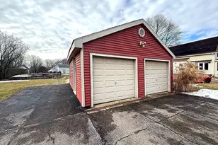 6 Dale St, Spencer, MA 01562 - Photo 3