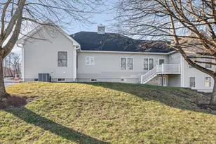 27 Holly Ln, Dracut, MA 01826 - Photo 33