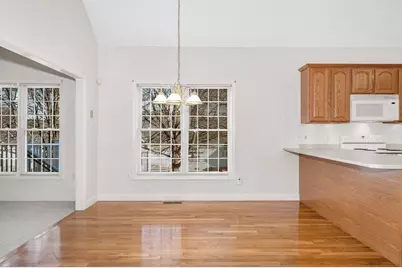 27 Holly Lane #27, Dracut, MA 01826 - Photo 13