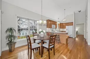 27 Holly Ln, Dracut, MA 01826 - Photo 1